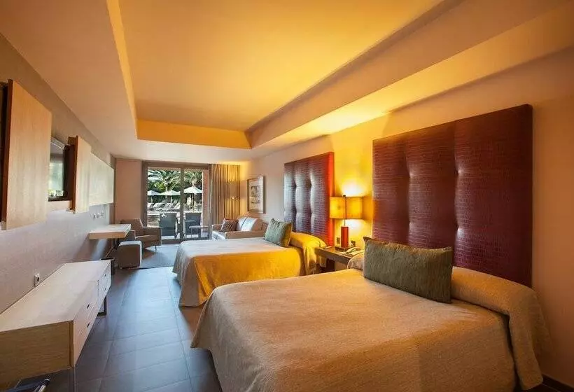 اتاق خانوادگی, Lopesan Baobab Resort