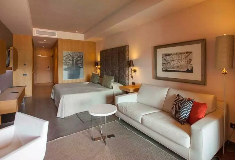 اتاق لوکس, Lopesan Baobab Resort