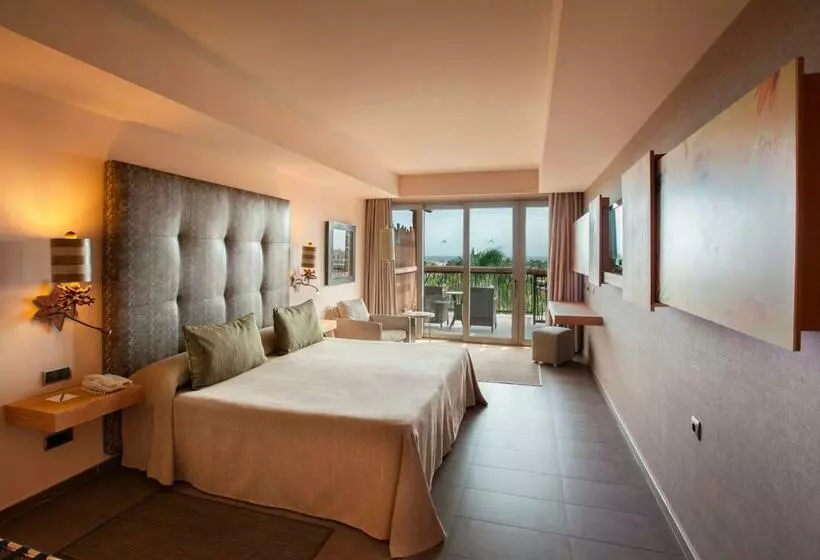 سوئیت سینیور, Lopesan Baobab Resort