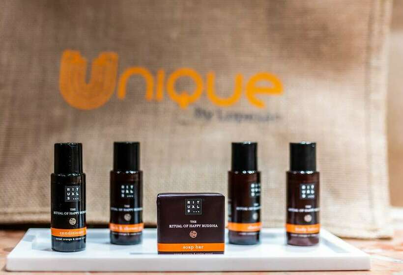 جناح سينيور, Lopesan Baobab Resort