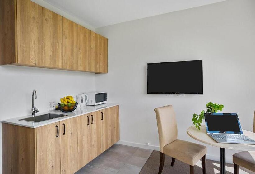 سوئیت با وان آب گرم, Parkside Motel Geelong