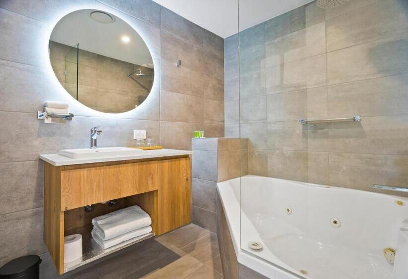 سوئیت با وان آب گرم, Parkside Motel Geelong