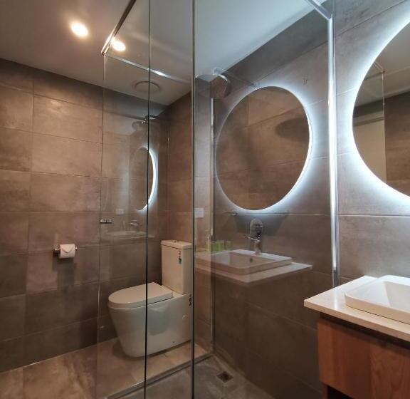 اتاق خانوادگی, Parkside Motel Geelong