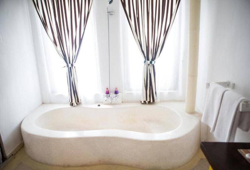Номер Deluxe, The Mansion Resort Hotel & Spa