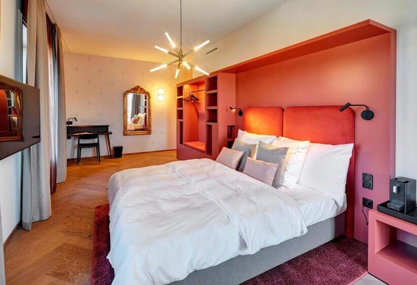 湖の見えるジュニアスイート, Restaurant Seehof