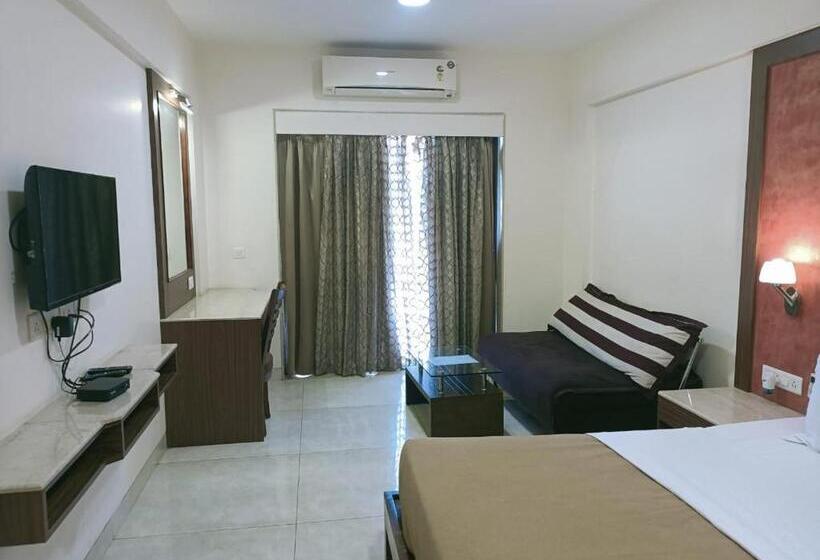 חדר דלוקס, Sukkur Bhavan S Sb Resorts & Lawns