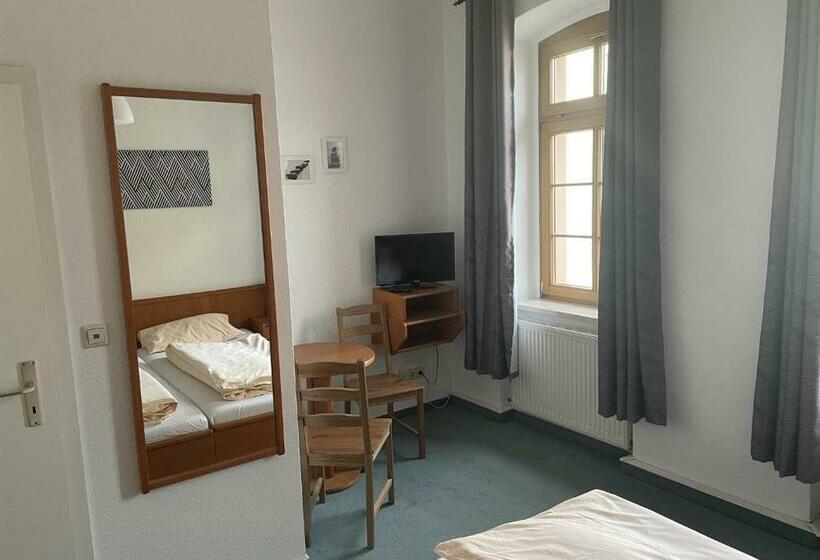 Номер Стандарт, Altes Brauhaus