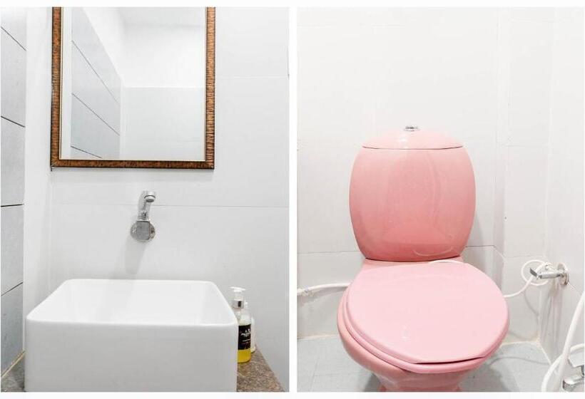 带景观的三人标准房间, Collection O Hotel Day & Night