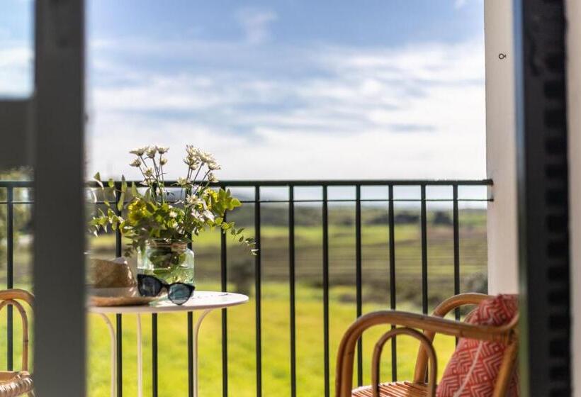 Номер Deluxe с Балконом, Marhava