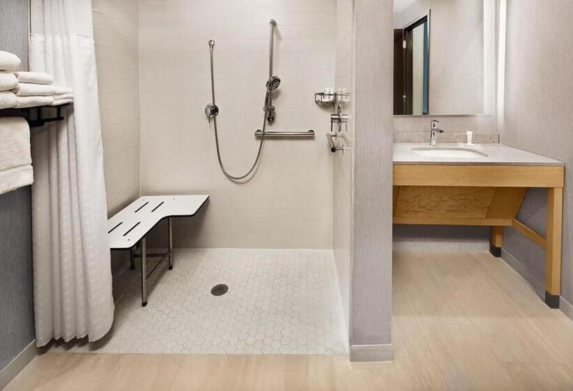 جناح لذوى الاحتياجات الخاصة, Hyatt Place Murfreesboro