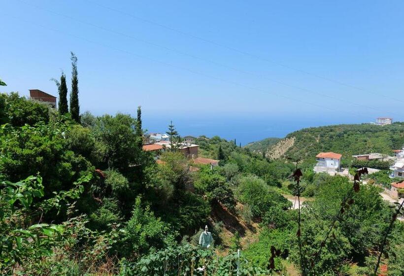 חדר דלוקס עם מרפסת, Joni Lukove