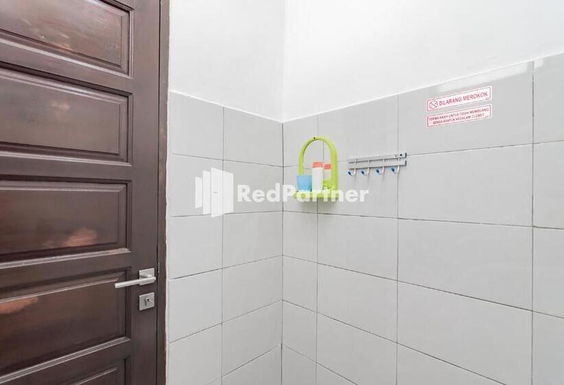Номер Стандарт, Langkar Guest House Syariah Mitra Reddoorz