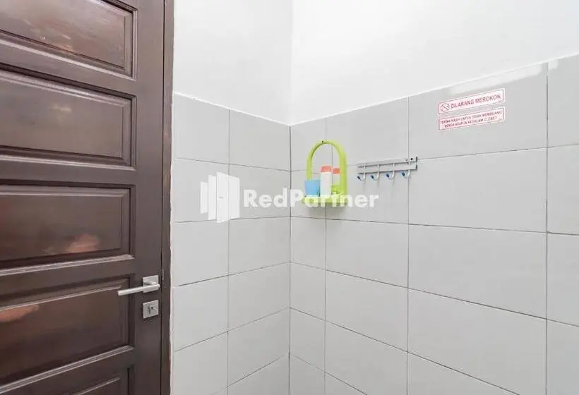 スタンダードルーム, Langkar Guest House Syariah Mitra Reddoorz