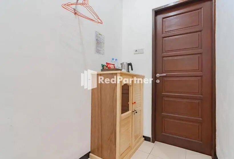 デラックスルーム, Langkar Guest House Syariah Mitra Reddoorz