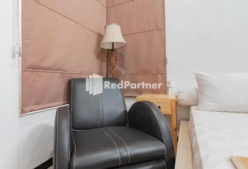 デラックスルーム, Langkar Guest House Syariah Mitra Reddoorz