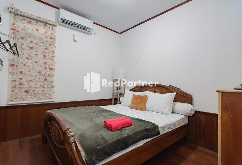 Люкс, Langkar Guest House Syariah Mitra Reddoorz