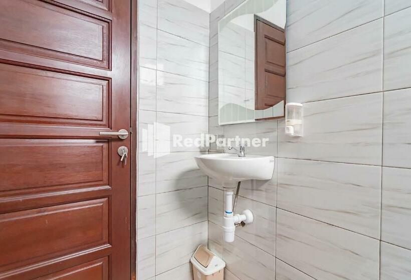 豪华房间, Langkar Guest House Syariah Mitra Reddoorz