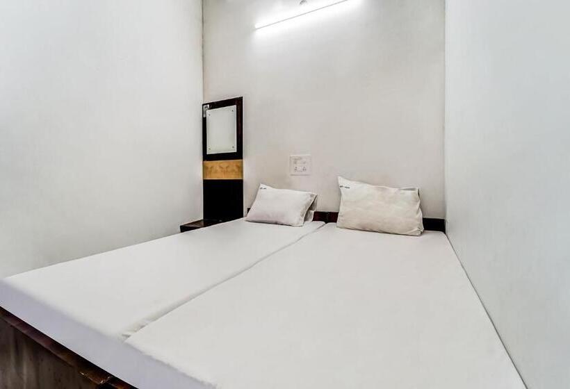 اتاق استاندارد, O Solar Inn