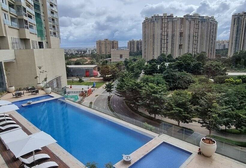 프리미엄 룸, The Leela Bhartiya City Bengaluru