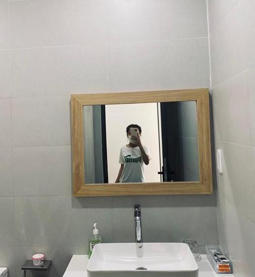 اتاق لوکس, Vision