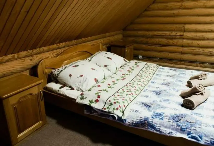 ファミリールーム, шепіт карпат