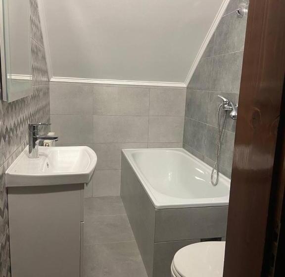 3-Bett-Standardzimmer, шепіт карпат