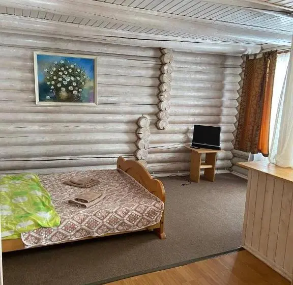 ファミリールーム, шепіт карпат