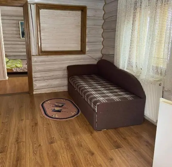 ファミリールーム, шепіт карпат