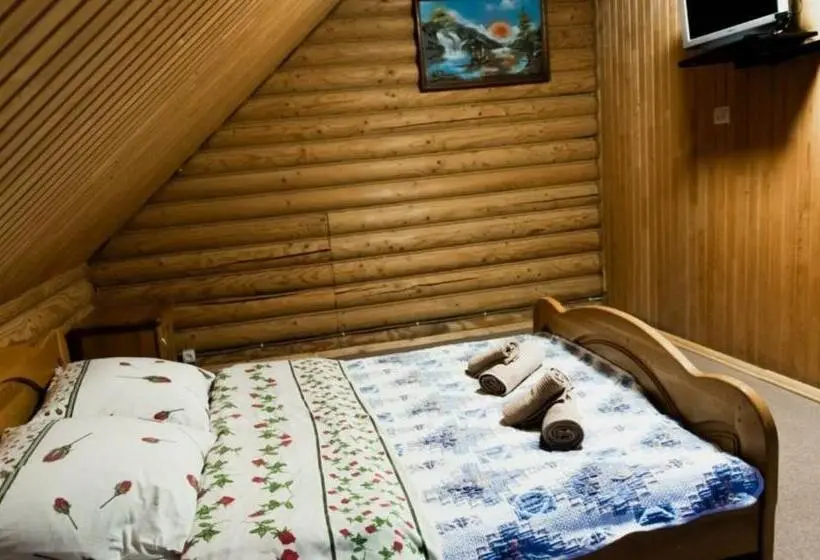 ファミリールーム, шепіт карпат