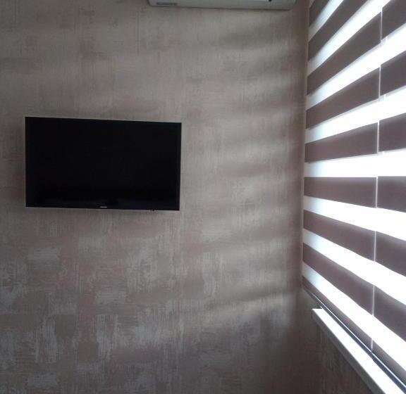 سوییت لوکس, Prometey