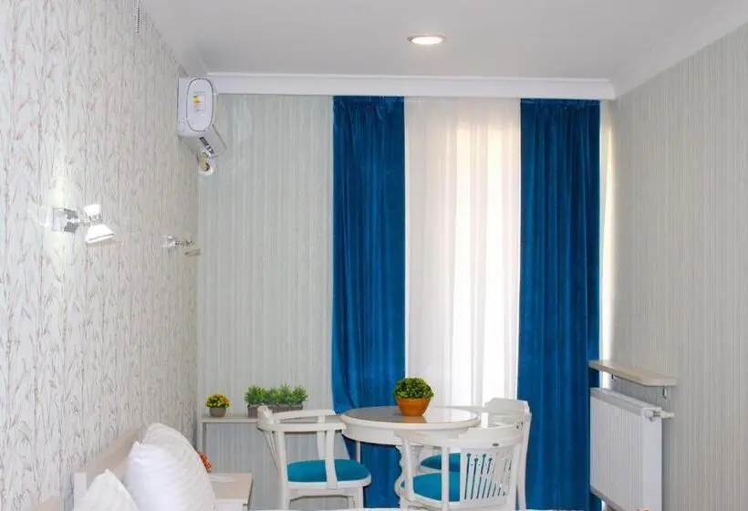 Habitació Triple Comfort, Taht