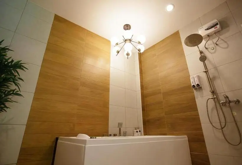 استودیوی استاندارد, Ioon Resort ไออุ่นรีสอร์ท