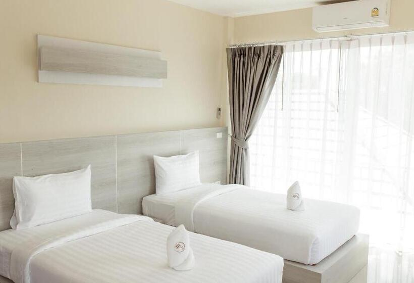 스탠다드 발코니 룸, Ioon Resort ไออุ่นรีสอร์ท