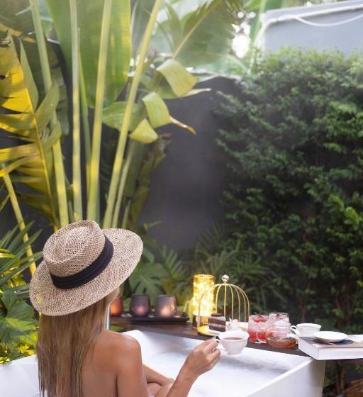 带阳台的豪华间, Ioon Resort ไออุ่นรีสอร์ท