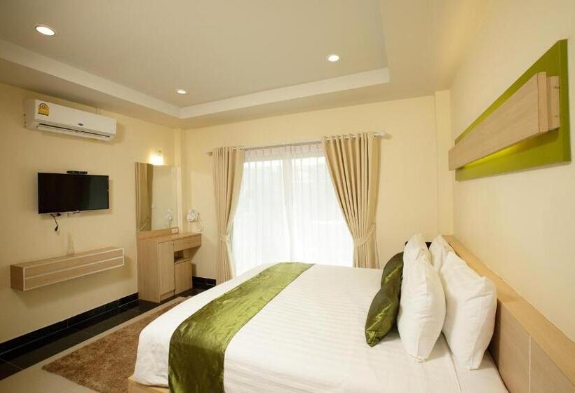 발코니 디럭스 룸, Ioon Resort ไออุ่นรีสอร์ท