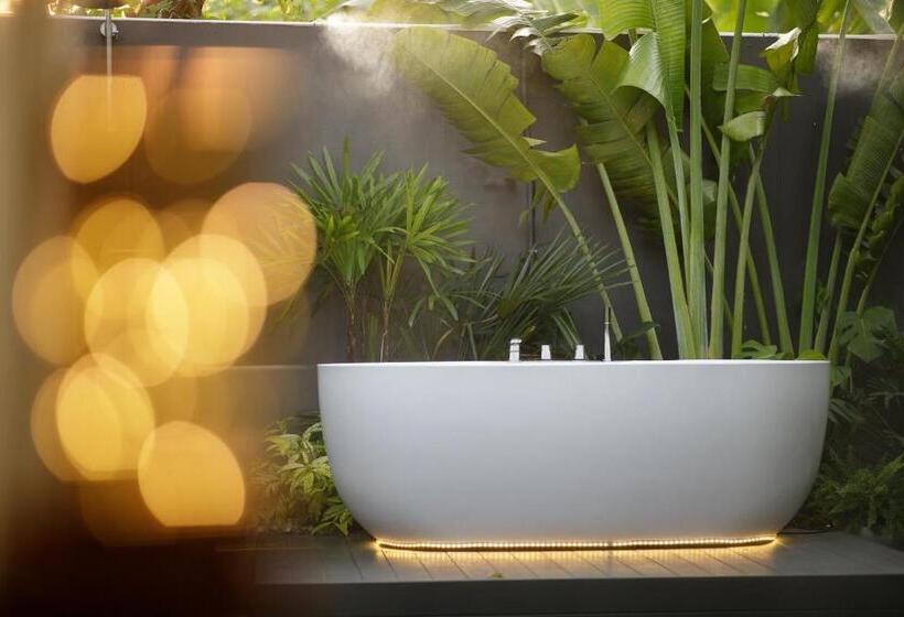 带阳台的豪华间, Ioon Resort ไออุ่นรีสอร์ท