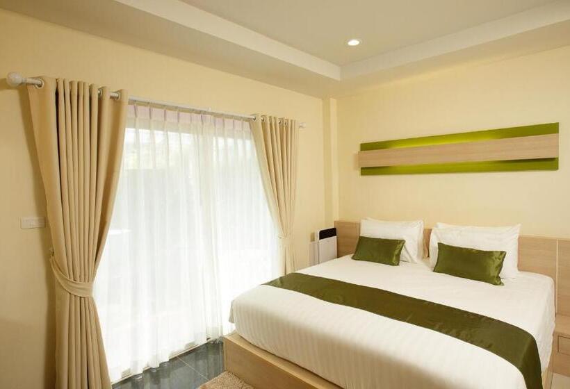 带阳台的豪华间, Ioon Resort ไออุ่นรีสอร์ท