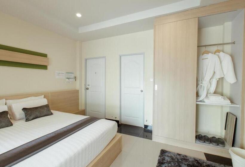 발코니 디럭스 룸, Ioon Resort ไออุ่นรีสอร์ท
