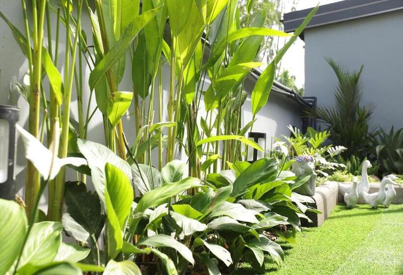 套房带园景, Ioon Resort ไออุ่นรีสอร์ท