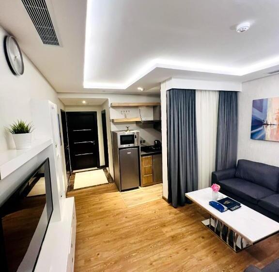 带大床的复式套间, Towers Hotel Alqassim