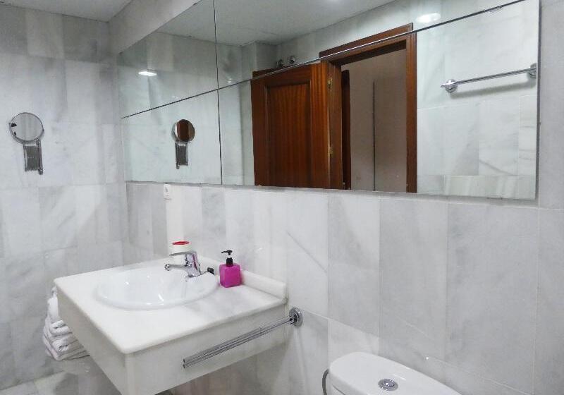 דירת חדר, Apartamentos Catedral Plaza 3000