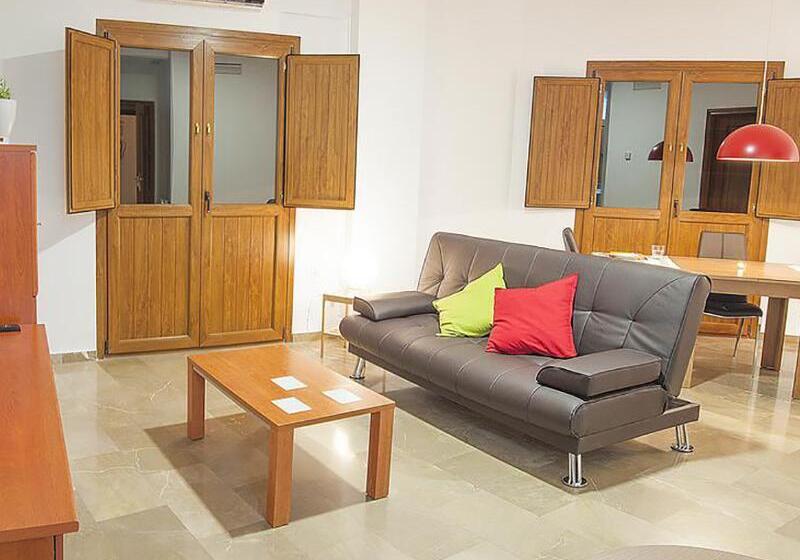 דירת חדר, Apartamentos Catedral Plaza 3000