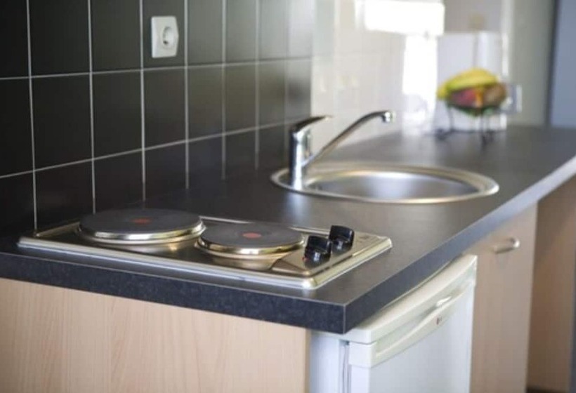 标准工作室, Appart Hotel Les Palatines