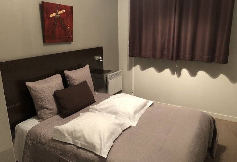 Escritório Estándar, Appart Hotel Les Palatines