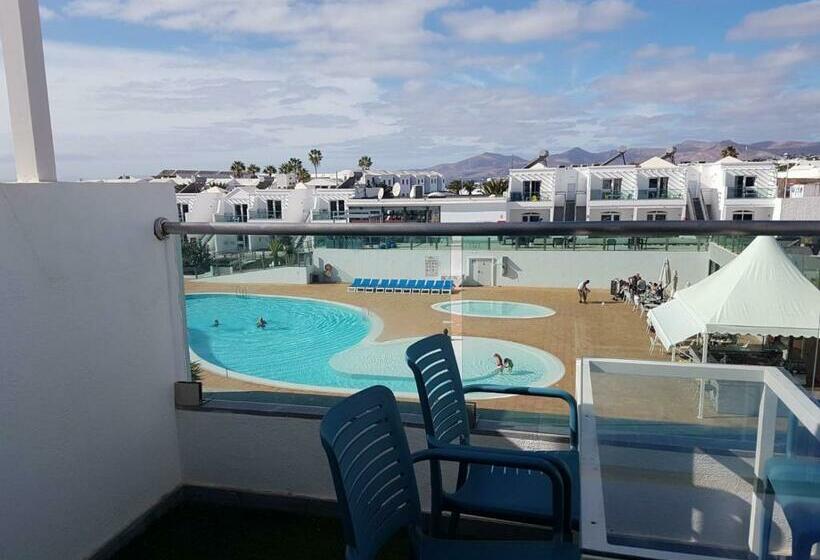 شقة غرفة واحدة, Plaza Palmeras