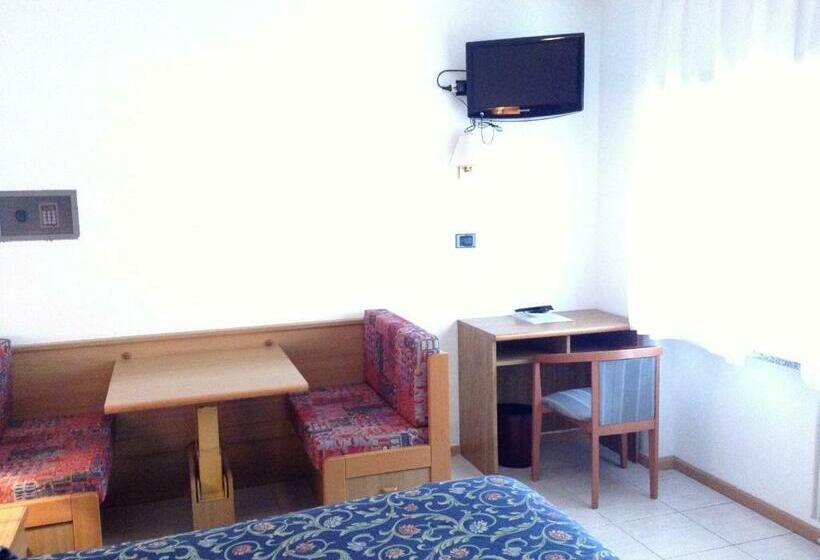 Номер Комфорт, Ai Pini