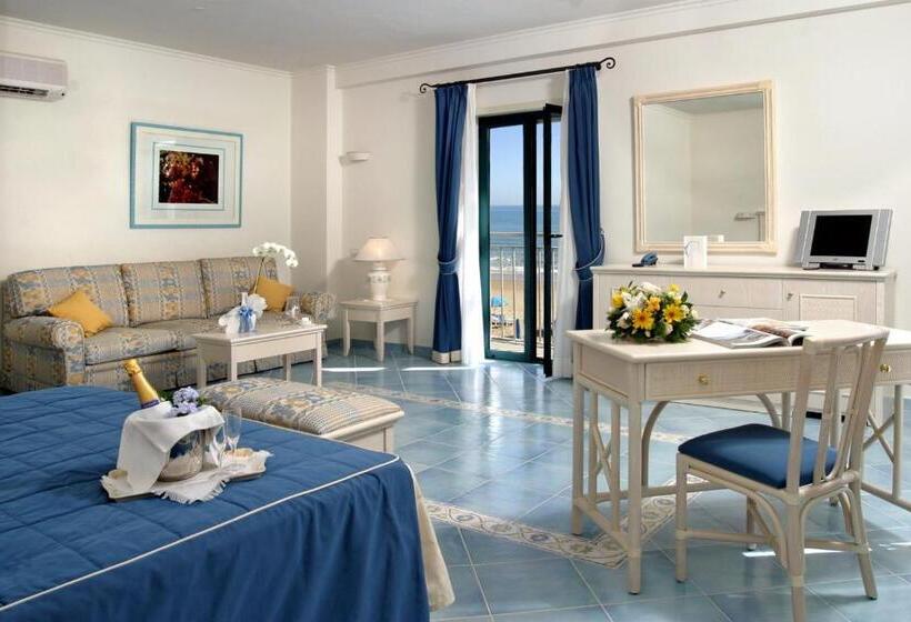 オーシャンビュージュニアスイート, Aurora