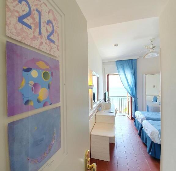 オーシャンビュースタンダードルーム, Aurora