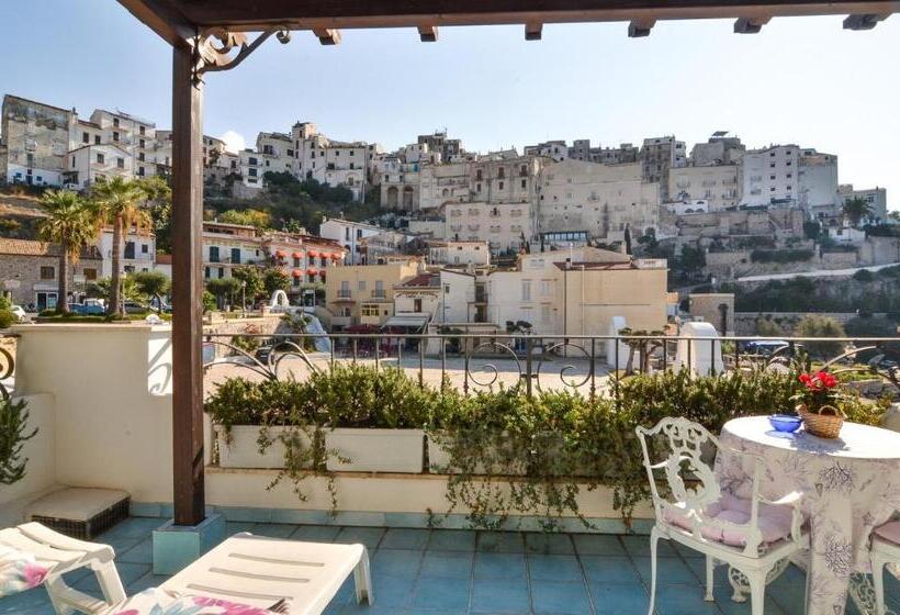 庭の見えるジュニアスイート, Aurora