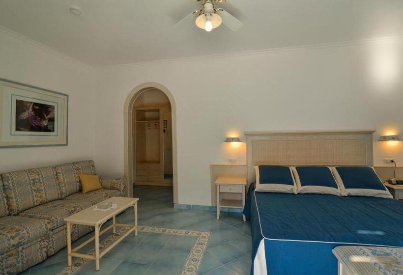 庭の見えるジュニアスイート, Aurora